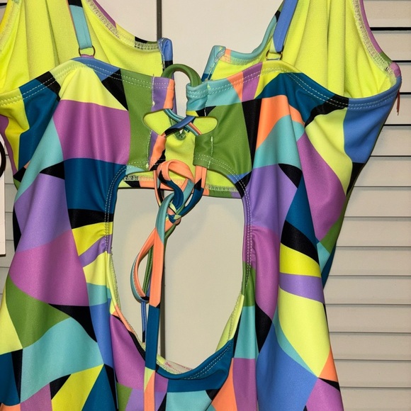 No Boundaries NWT Cheeky One Piece Swim - Picture 4 of 7